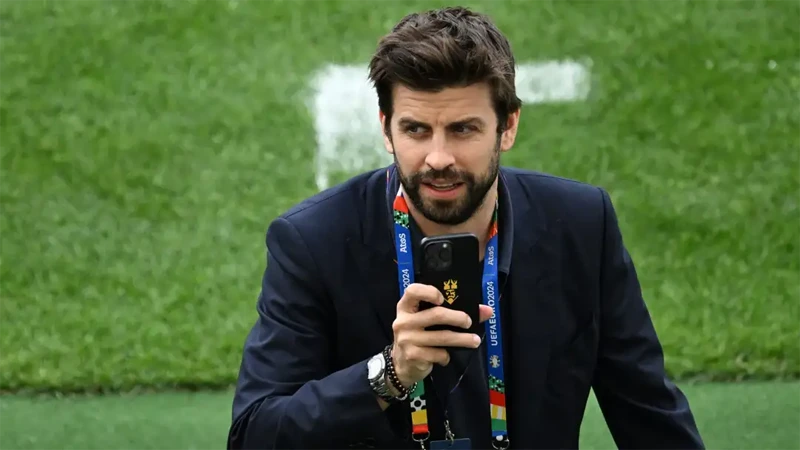 Pique chế giễu Real Madrid trở thành vấn đề được cộng đồng bóng đá quan tâm